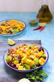 Je l'ai voulu végétarienne, colorée avec différentes saveurs et textures en bouche. 1001 Idees Comment Preparer La Plus Delicieuse Salade Composee Originale