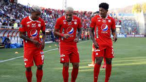 10 disputa sus partidos en el estadio olímpico pascual guerrero y el color que identifica al club desde sus inicios es el rojo escarlata. Asi Llega America De Cali Para Enfrentar A Catolica As Chile