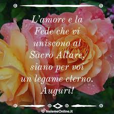 Auguri Agli Sposi Dedicate Una Frase Di Auguri Sinceri A Auguri Di Buon Anniversario Di Matrimonio Citazioni Matrimonio Immagini Di Anniversario Di Matrimonio