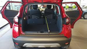 L'essai comparatif en vidéo (2014). Sleeping In The Car Renault Captur