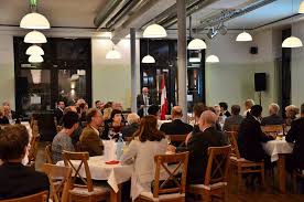 Livraison gratuite france metropolitaine hors corse. Schonherr Fabrik Osterreichischer Nationalfeiertag Am 28 Oktober 2016 In Der Fabrik Kuche