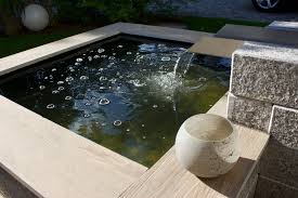 Wasserspiel Terrasse In 2020 Wasserspiel Terrasse Gartengestaltung Wasserspiele