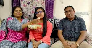 (Exemplary-Mansi Becoming Doctor after 6Surgeries उत्तराखंड: मानसी ने 6 आपरेशन के बाद भी नहीं मानी हार MBBS में मिला दाखिला  अब खुद बनेगी डॉक्टर -