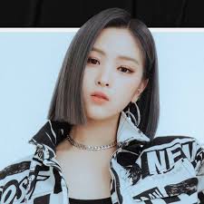 Ryujin is a rapper, dancer and vocalist for itzy. Pin Oleh æµ·æ´‹ ð'¶ð'ªð'¬ð'¨ð'µ Di Itzy Ryujin Di 2020 Kecantikan