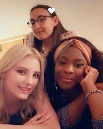 Kami Hill (@bamitskamm) • Instagram photos and videos