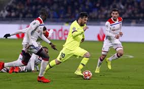 Profitez de toutes les infos foot, des matches en direct (résultats, compos, stats), des résultats, calendriers et classements des principales compétitions françaises et europeennes et des photos des principaux matches. Lyon 0 0 Barca Scoreless In France