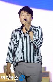 김호중이 졸업한 김천예술고등학교는 그의 팬덤 . ê¹€í˜¸ì¤' ê°€ì¡± ë¯¸ìŠ¤í„°íŠ¸ë¡¯ ì¶œì—°ì§„ í—˜ë‹´ ì˜í˜¹ ì†Œì†ì‚¬ ë²•ì ìœ¼ë¡œ í•´ê²°