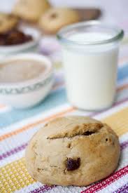 Gesunde Milchbrotchen Fur Kinder Mit Dinkelmehl Und Apfelmark Rezept Milchbrotchen Rosinenbrotchen Apfelmark