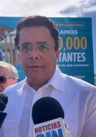 Collado celebra hito de 10 millones y liderazgo del país en recuperación  turística global