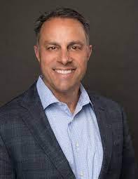 Brandon Tutt's Instagram, Twitter & Facebook