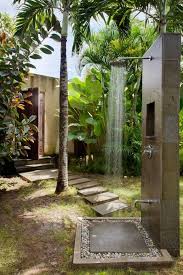 1001 Ideen Und Bilder Zum Thema Sichtschutz Selber Bauen Outdoor Bathrooms Outdoor Pool Shower Garden Shower