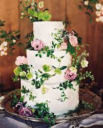 A Fun Filled Farm Wedding In Tennessee Martha Stewart Weddings Flowers Encircled Raspberr Wedding Cake Fresh Flowers Fresh Flower Cake Floral Wedding Cakes