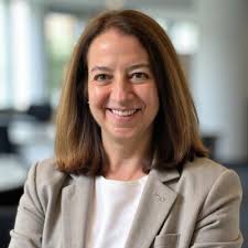 One year in and I couldn't be more excited to capture the growth and fuel  client value in the years head! What do I love about Seismic?  -Market-defining enablement tech. Consistently leading