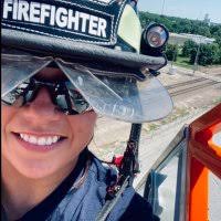 Ashley (@aengler644)