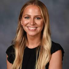 Taylor Belew's Instagram, Twitter & Facebook