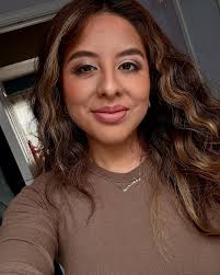 Michelle (@thenativestilo) · Chicago, IL