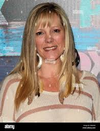 Woman and child resemblance to husband