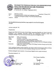 Surat undangan adalah naskah dinas dari pejabat yang berwenang berisi undangan kepada pejabat/pegawai yang tersebut pada alamat tujuan untuk menghadiri . Surat Undangan Penyerahan Sertifikat Dan Pengumuman Juara Lomba Esai Kebangsaan Program Studi Ppkn Uad