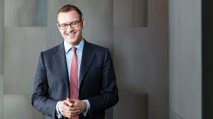 Daniel kretinsky looks like he has failed in his attempt to buy germany's metro, but he can come back again if the company doesn't improve. Daniel Kretinsky Die Plane Des Neuen Metro Grossinvestors