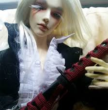 Character build and weapon discussion for Genshin Impact