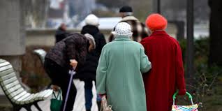 Les dernières statistiques de l'insee font état d'un total de 4 495 383 entreprises en france. Qui Sont Les 21 000 Centenaires De France