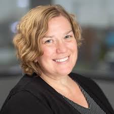 Aimee Collins's Instagram, Twitter & Facebook