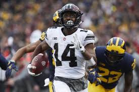 The history of ohio state vs. Ohio State Michigan Matchup Inside The Historical And 2018 Numbers Land Grant Holy Land