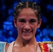 Cae por decisión majoritaria nuestra Amanda Serrano