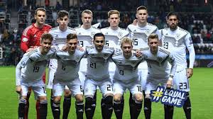 Außerdem werden die spieler aus den nachwuchsmannschaften aufgeführt, die. Dfb Kader Low Setzt Weiter Auf Die Jugend