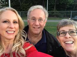 Celebrating 40th wedding anniversary