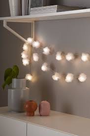 Frische Einrichtungsideen Und Erschwingliche Mobel Lichterkette Kinderzimmer Lichterkette Zimmer Ideen Schlafzimmer