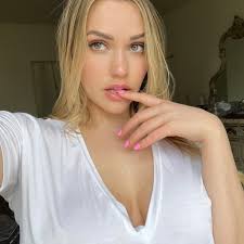 TW Pornstars - Mia Malkova. Twitter. Rate me 1-10. 7:26 PM - 6 Nov 2022