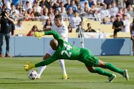 Die tore durch cristiano ronaldo und mesut özil und weitere highlights können hier begutachtet werden. Real Madrid 2 1 Everton Spaniards Progress To Final Of Preseason Tourney Managing Madrid