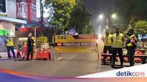 Jam berapa alas prambon buka. Ppkm Darurat Di Sidoarjo Jam Malam Diberlakukan