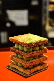 Mille Feuilles Au Matcha Aki Boulanger Patisserie Cuisine Et Boissons Patisserie Francaise