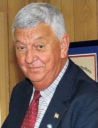 BETHANY BEACH MAYOR DIES James C. Popham, age 49, former mayor of Bethany  Beach died Monday, May 7, 1967, at his place of business, the Holiday House  restaurant. Mr. Popham was born