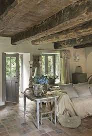 Boiserie C 35 Idee Per Trasformare Una Casa Di Campagna Arredamento Casa Country Decorazione In Stile Francese Di Campagna Cottage Country Chic