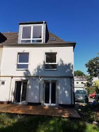 Haus zur miete in köln niehl. Haus Zu Vermieten Holunderweg 1 50827 Koln Bickendorf Mapio Net