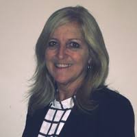 Kelli Springer's Instagram, Twitter & Facebook