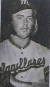 Milt Wilcox en la 1972-73 con los Tigres, ganó 9, perdio 4 , con una  efectividad de 3.14 en 20 partidos 12 como abridor, 1 salvado. Milt Wilcox  lanzo 5 temporadas, 4