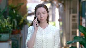 臥底嬌娃｜李海銅IG身份背景大起底！被封「藝訓班班花」曾係ViuTV ...