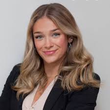 20 hours in Chicago! It has been incredible reuniting with my fellow  interns while catching up