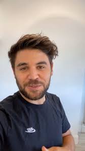 Speedy Pesto Pasta with frozen green veg in 10 minutes 💚 I literally had  nothing apart from gluten-free pasta, frozen veg and a jar of free-from  pesto in the cupboards. Here's what I did with it!