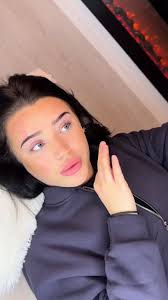 Mission accomplie pour moi ! Merci a @Carla Belucci La Grimace 😜 ,  surprise du personnage c’est juste un suuuucre !! 😍❤️ #carlabellucci  #rehaussementdecils #rehaussementdecilsparis #rehaussementparis ...