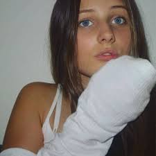 Eva Baird (@evabaird_)