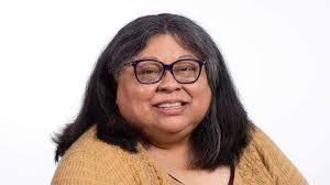 UMKC grad Kameron Saunders touring as Taylor Swift dancer