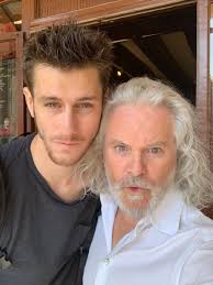 See more ideas about jean, guys, famous men. Padg Na Twitteri Avec Mon Poto Jean Baptiste Maunier Les Choristes Jbmaunier Seance De Travail En Terrasse Goodfeeling