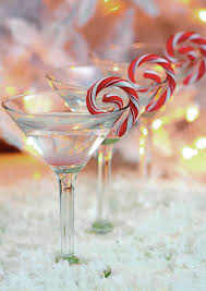 5 festive drinks and a mocktail to toast with this holiday season