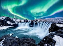 5 Things To Know Before Visiting Iceland In December Iceland In December See The Northern Lights Northern Lights Iceland