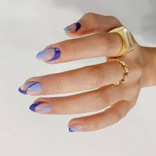 En el caso de las chicas con piel morena hay alguno colores de uñas que lucen espectaculares en sus manos. Unas Que Llevaremos Todo El Ano Para Vernos Elegantes Tendencias De 2021